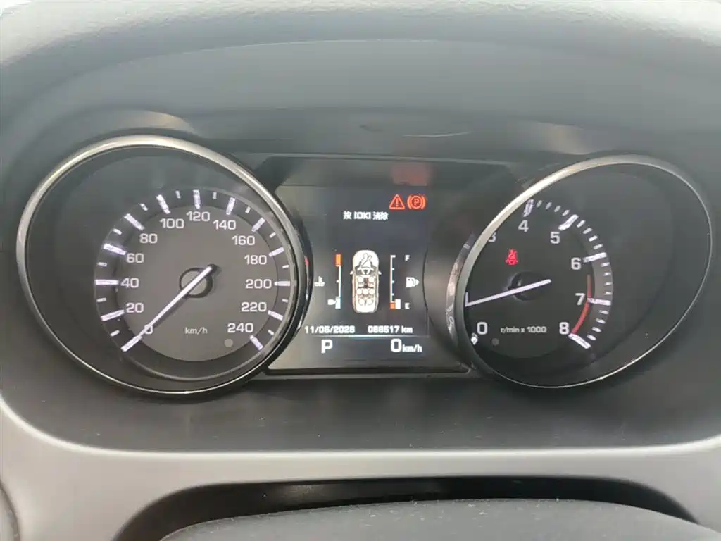 Land Rover Discovery Sport 2016 2.0T HSE фото 12