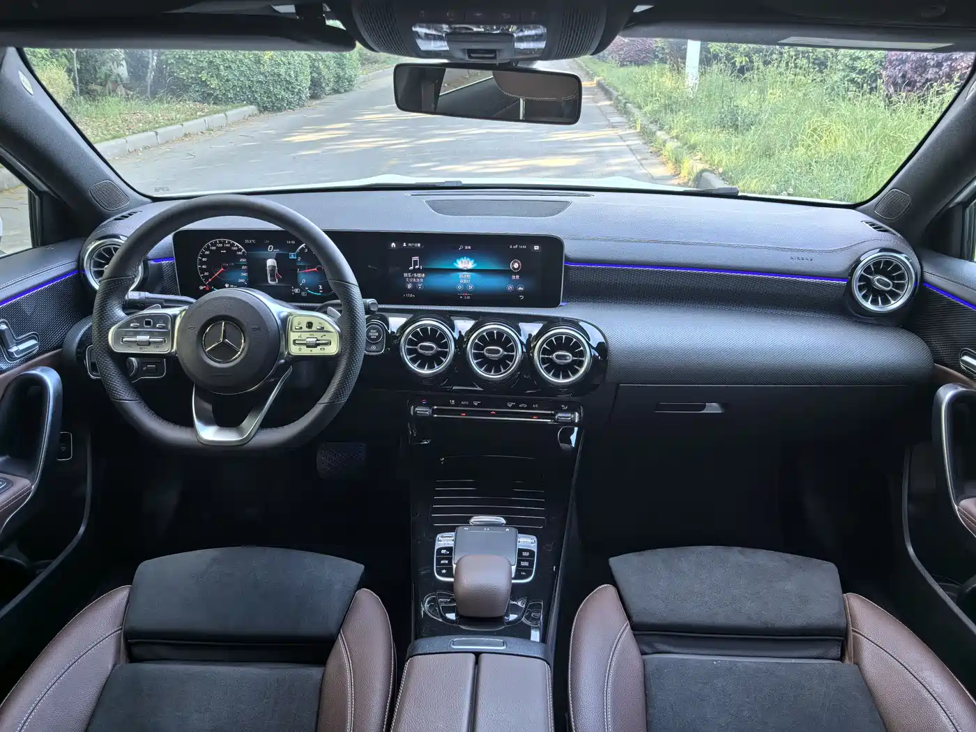 Mercedes-Benz A-Class 2020 A 200 L Sport Sedan фото 12