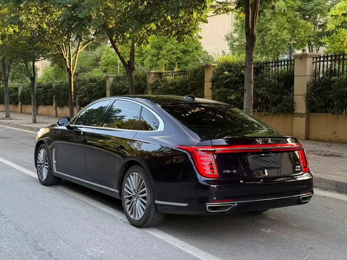 Hongqi H9 2020 2.0T Smart Connection Qi Chang Edition фото 6