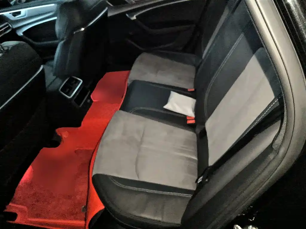 Audi A6L 2023 45 TFSI Premium Selection Dynamic фото 14