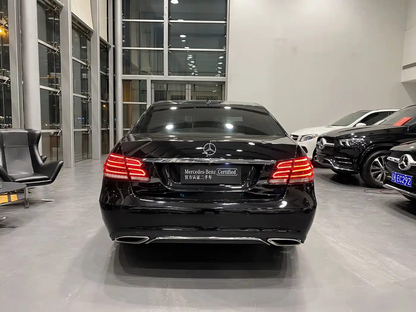 Mercedes-Benz E-Class 2015 Facelift E 180 L фото 15