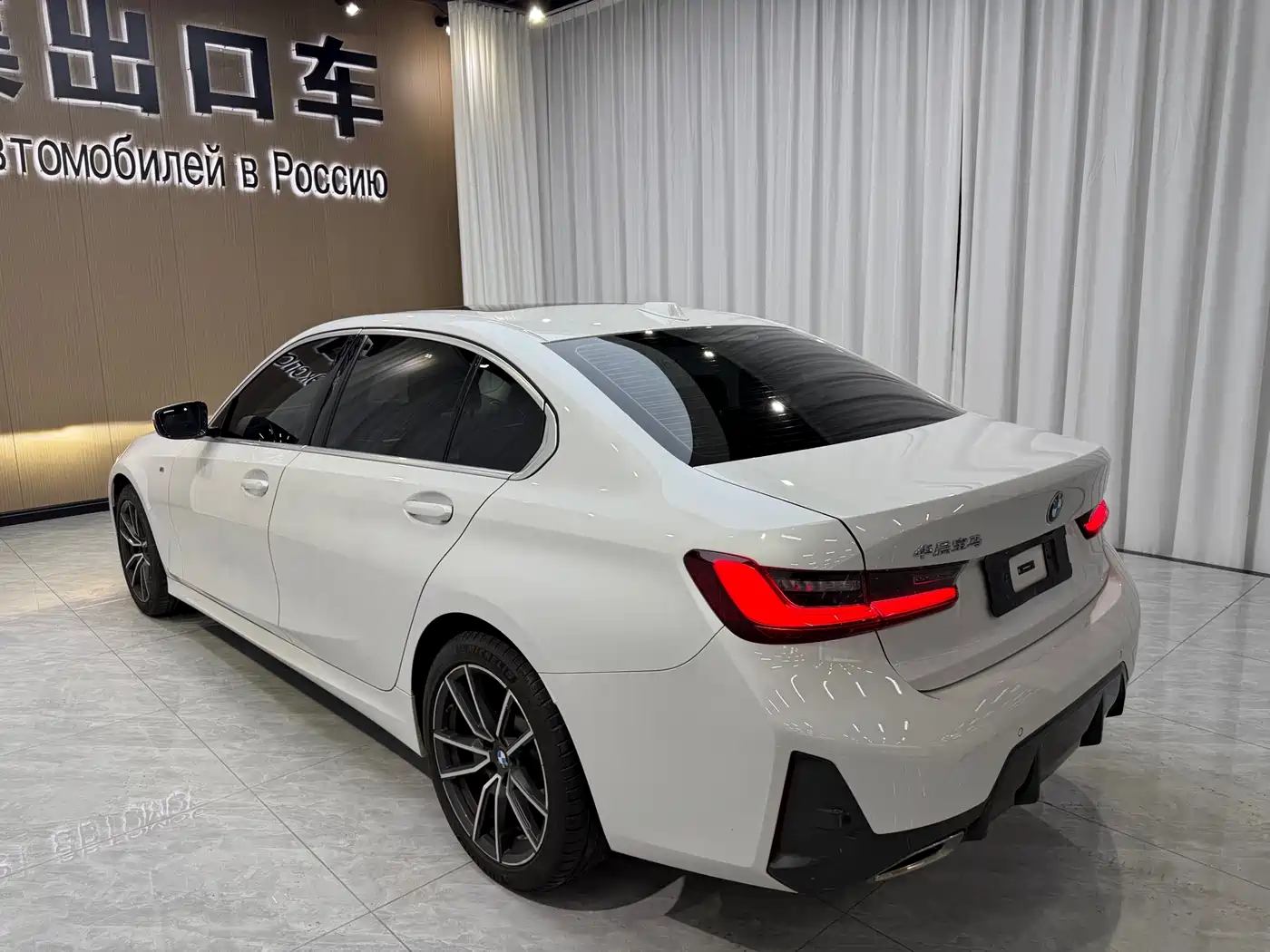 BMW 3 Series 2023 320Li M Sport Package фото 6
