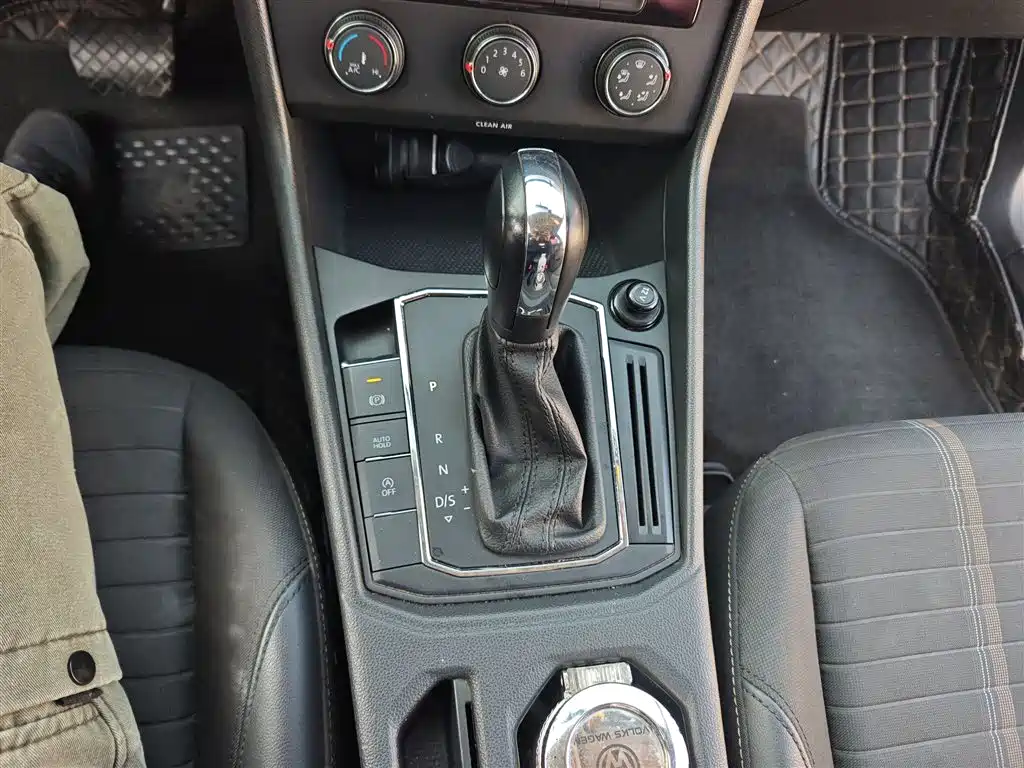 Volkswagen Lavida 2019 1.5L Auto Vision Edition China VI фото 7