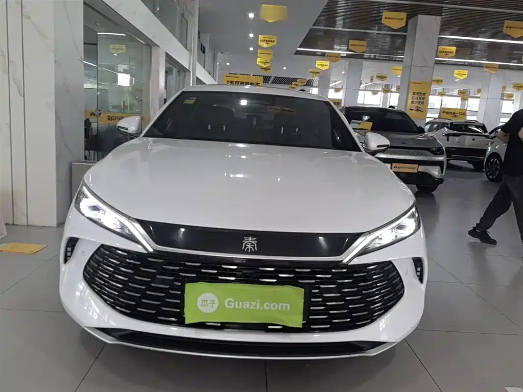 BYD Qin L 2025 DM-i Smart Drive Edition 120KM Surpassing фото 3