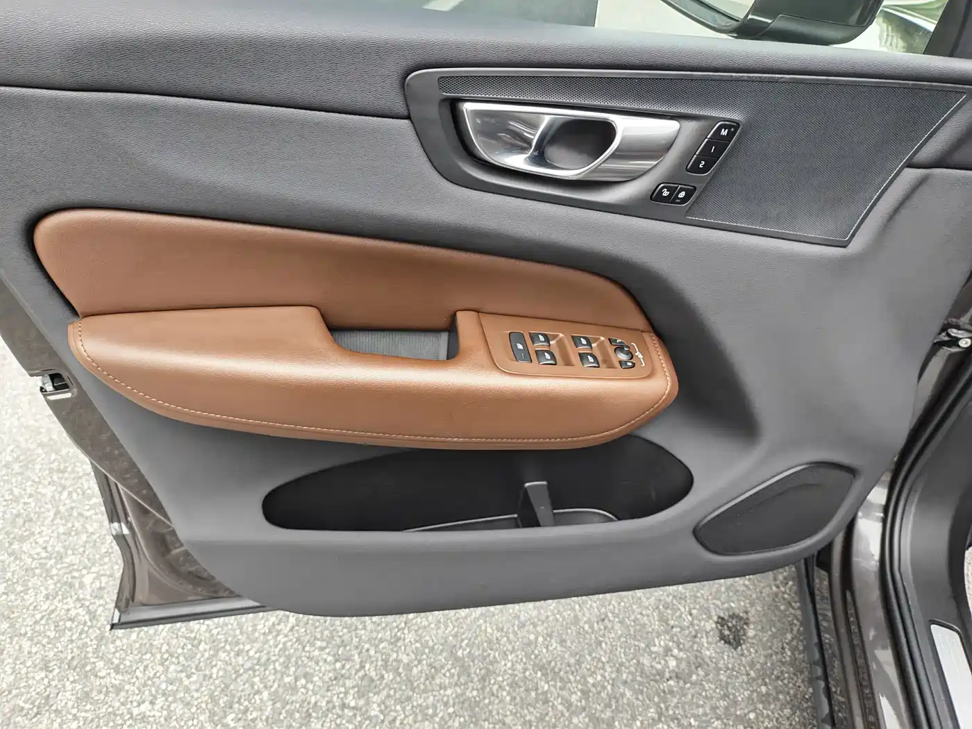 Фото 16 - Volvo XC60