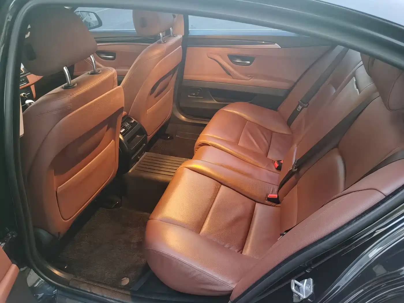 BMW 5 Series 2013 520Li Elegance фото 8