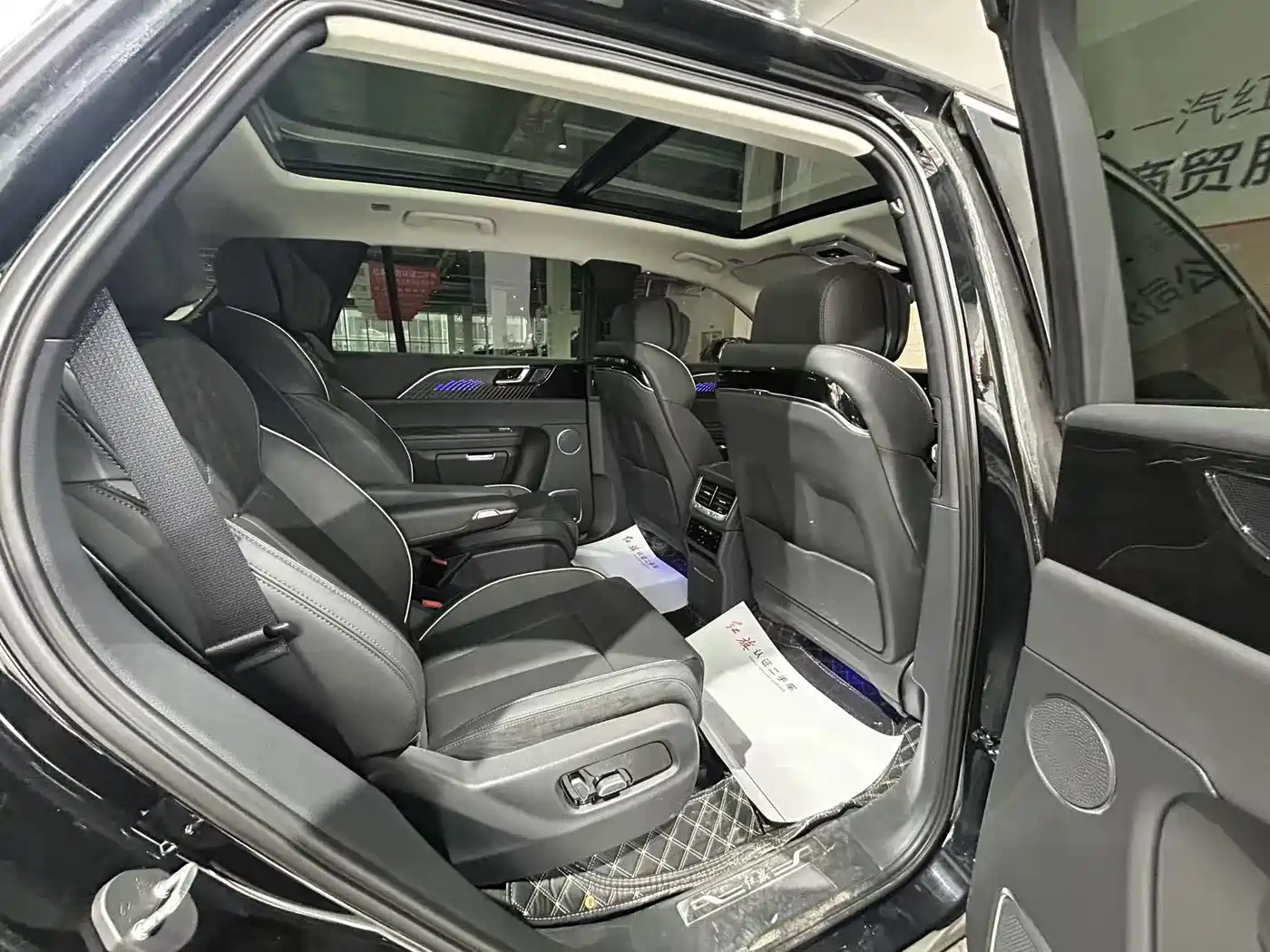 Hongqi E-HS9 2022 660km Qi Chang Edition (6-seater) фото 7