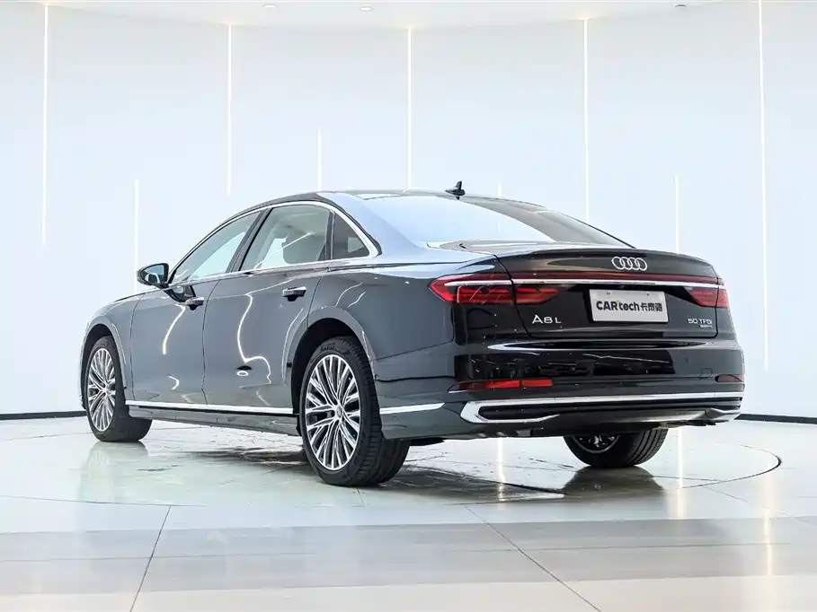 Audi A8 2023 A8L 50 TFSI quattro Premium фото 7