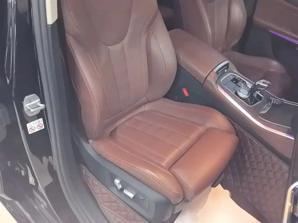 BMW X5 (Import) 2021 xDrive40i M Sport Package фото 25