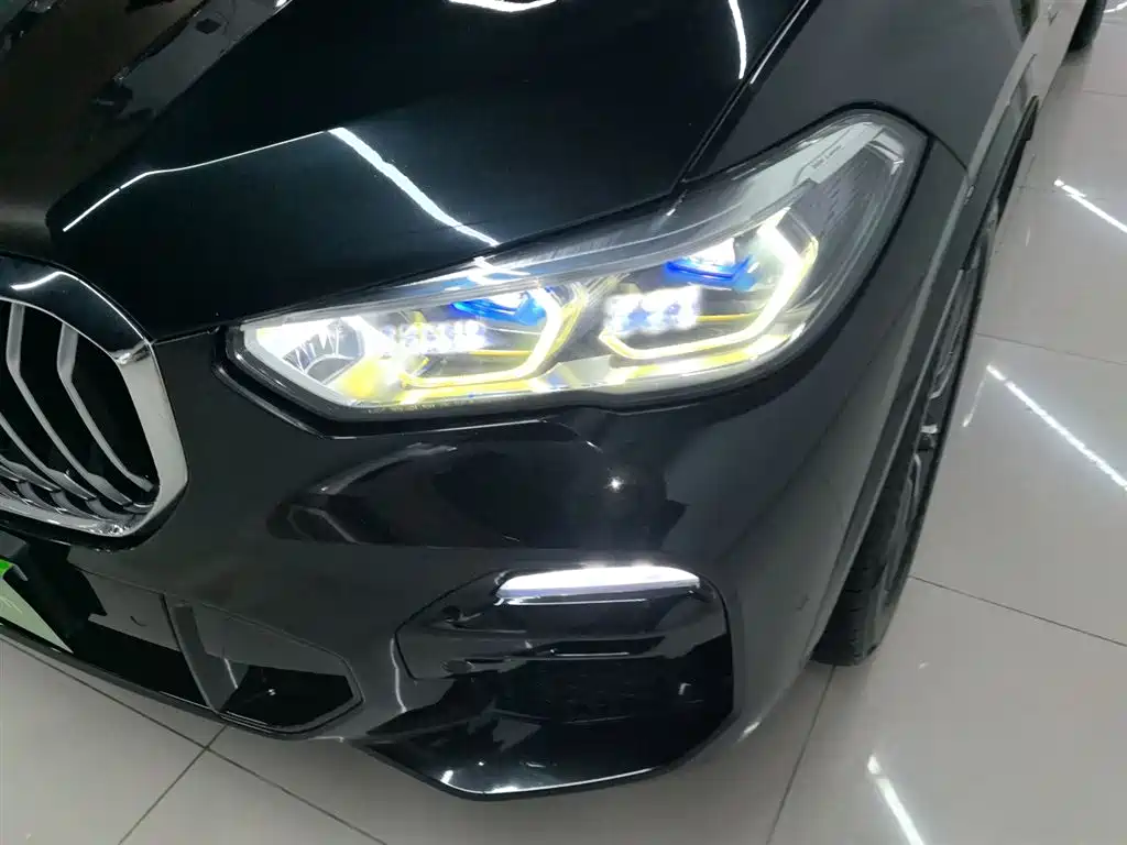 BMW X5 (Import) 2021 xDrive40i M Sport Package фото 24