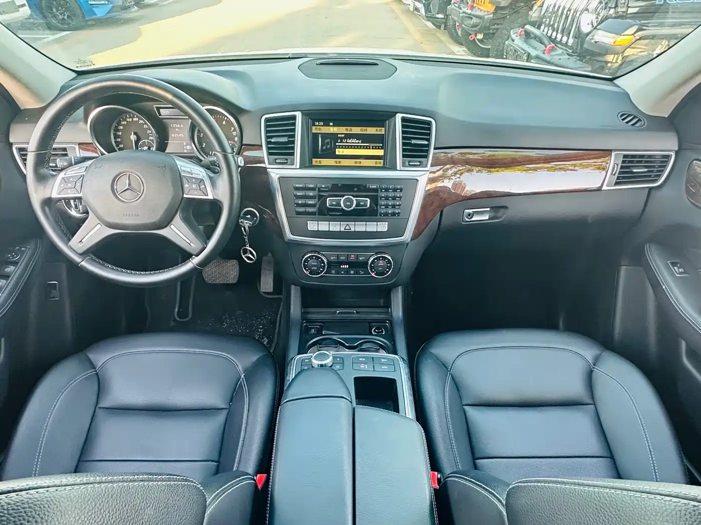 Mercedes-Benz M-Class 2012 Model ML 350 Dynamic фото 19