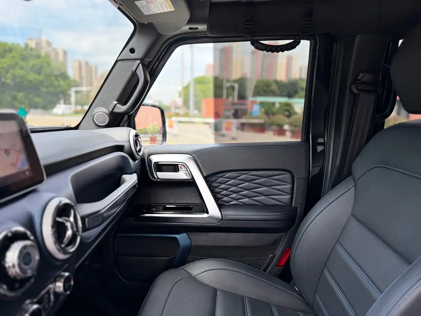 BAIC ORV Beijing Offroad BJ40 2020 2.0T Automatic 2WD Urban Hunter Edition Hero Type фото 14