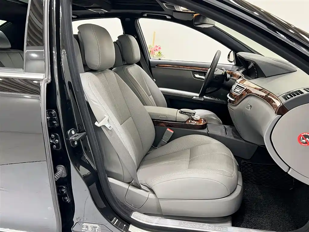 Mercedes-Benz S-Class 2008 Model S 300 L Luxury фото 8