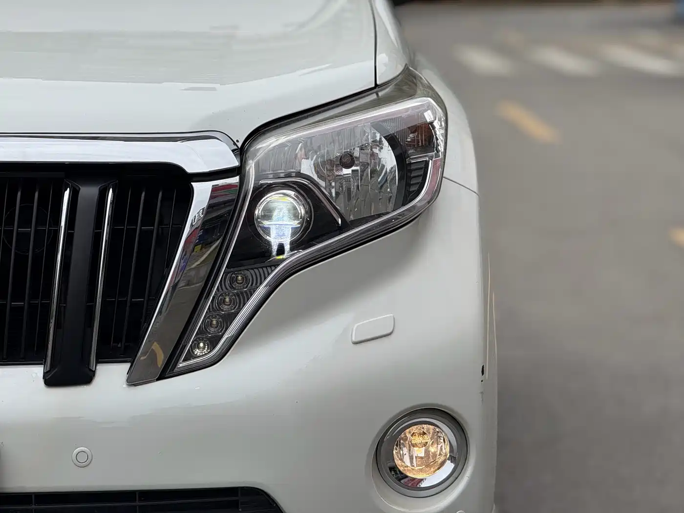 Toyota Prado 2016 3.5L Auto TX-L фото 10