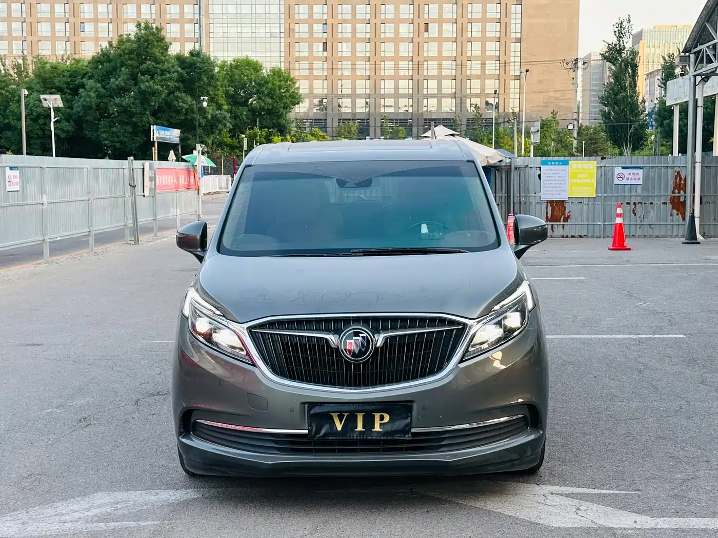 Buick GL8 2018 ES 28T Flagship Type China VI фото 2