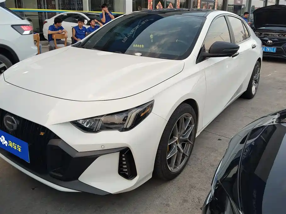 GAC Trumpchi Trumpchi Emkoo 2023 270T DCT J16 Edition