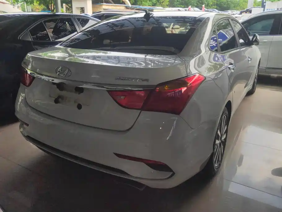 Hyundai Mistra 2019 1.8L Automatic Smart GLS Commemorative Edition China V фото 3