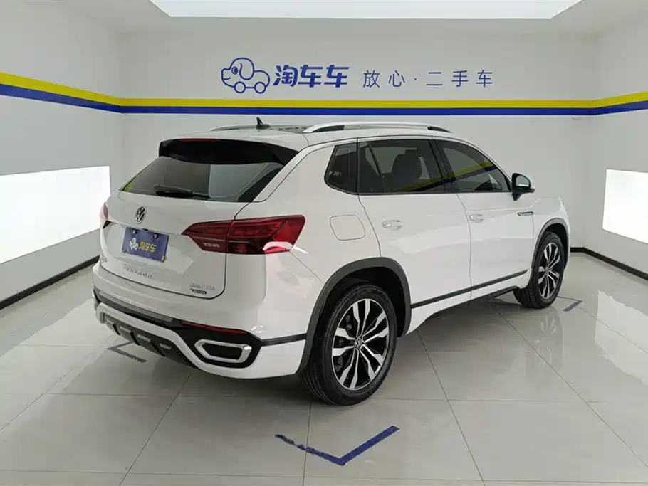 Volkswagen Tayron 2022 380TSI 4WD R-Line Smart Connect Edition фото 3