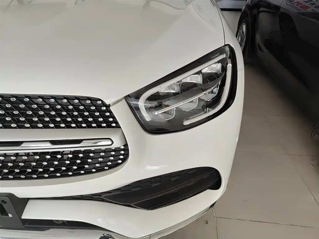 Mercedes-Benz GLC 2022 Model GLC 260 L 4MATIC Luxury Edition фото 18