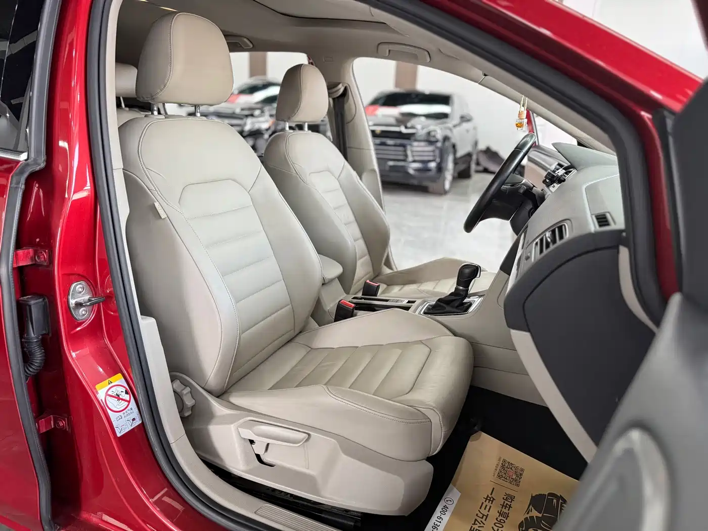 Volkswagen Golf 2015 1.4TSI Automatic Luxury фото 20