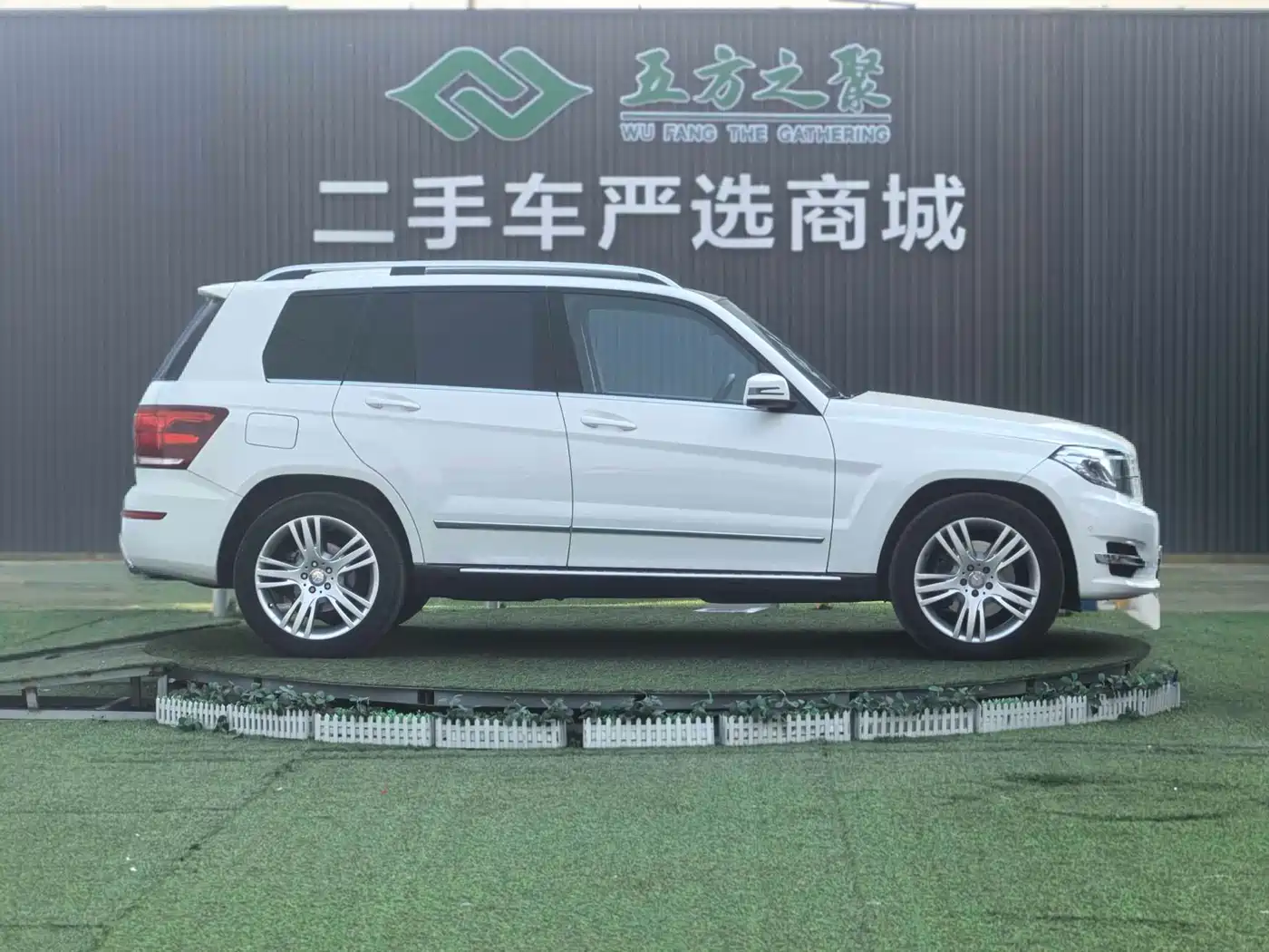 Mercedes-Benz GLK-Class 2013 GLK 300 4MATIC Fashion фото 4
