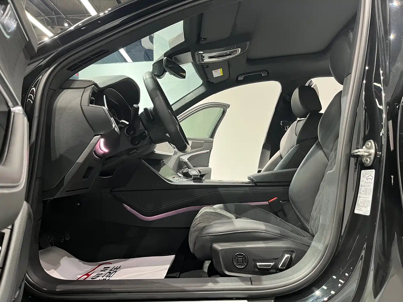 Audi A6L 2024 55 TFSI quattro Exclusive Dynamic фото 6