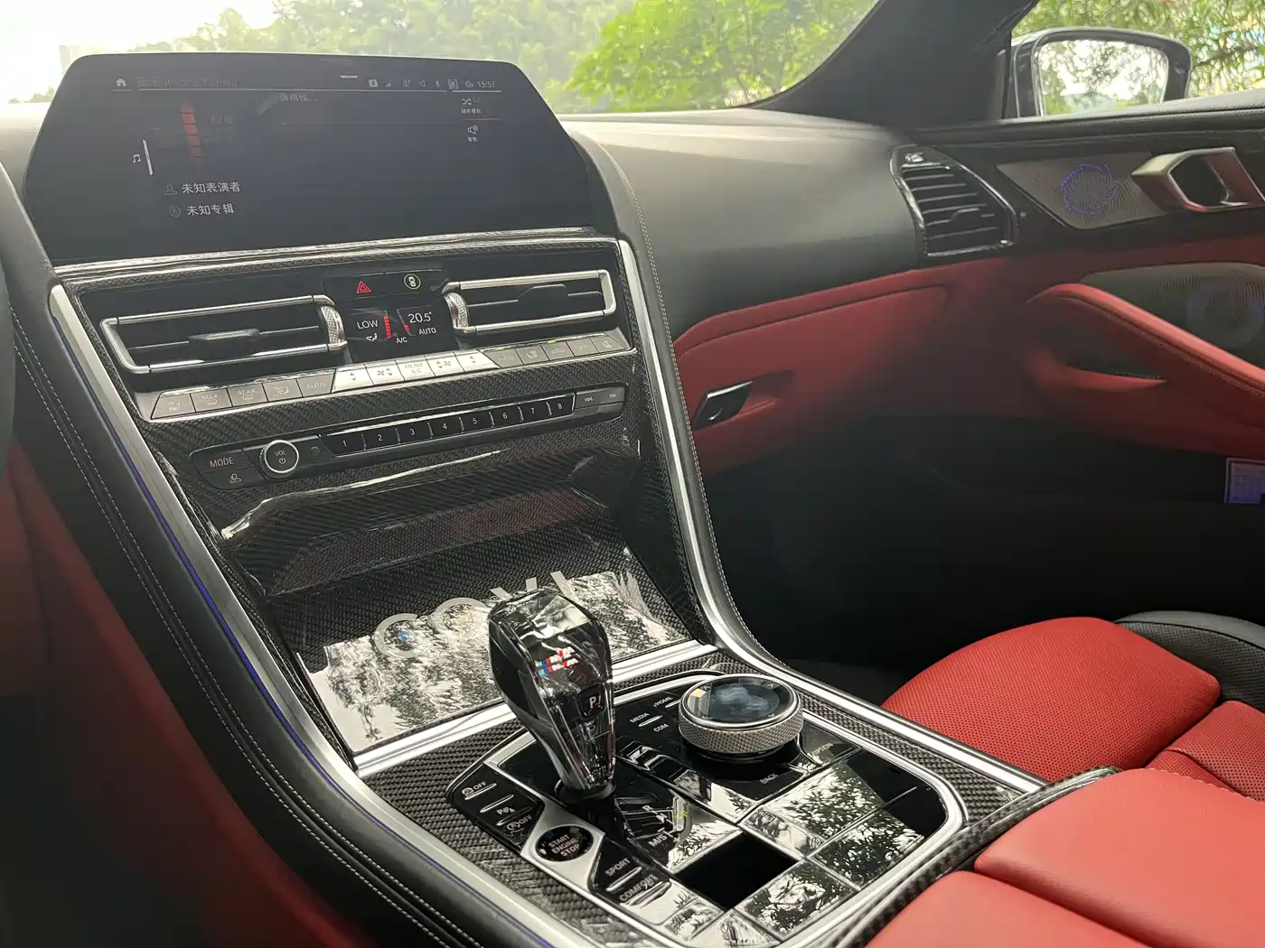 BMW 8 Series 2019 840i Coupe M Sport Package фото 8