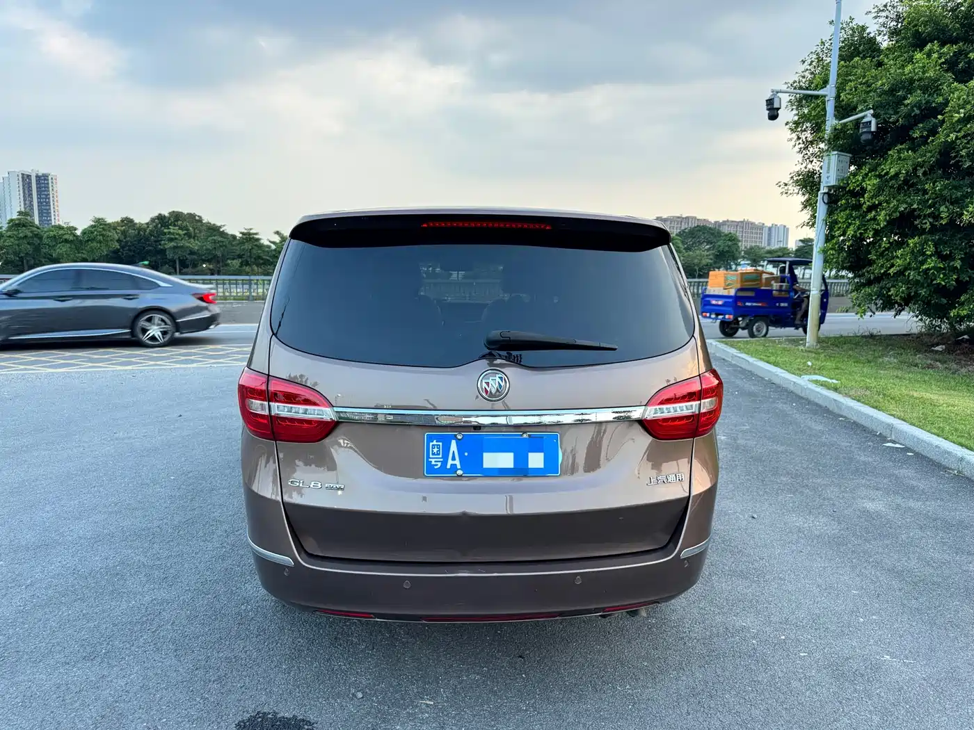 Buick GL8 2018 28T Luxury Model China VI фото 6
