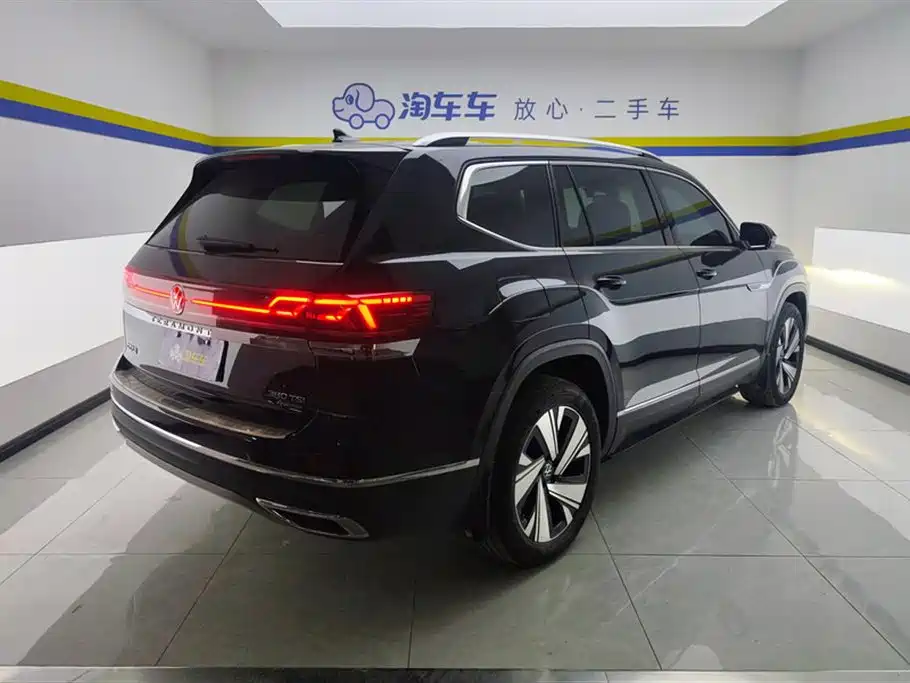 Volkswagen Teramont 2024 380TSI 4WD Dragon Glory Edition фото 3