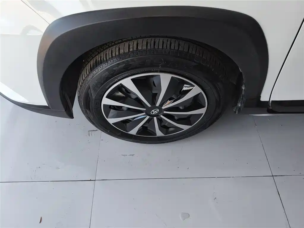 Toyota YARiS L Zhi Xuan 2022 Zhi Xuan X 1.5L CVT Leading PLUS Edition фото 23