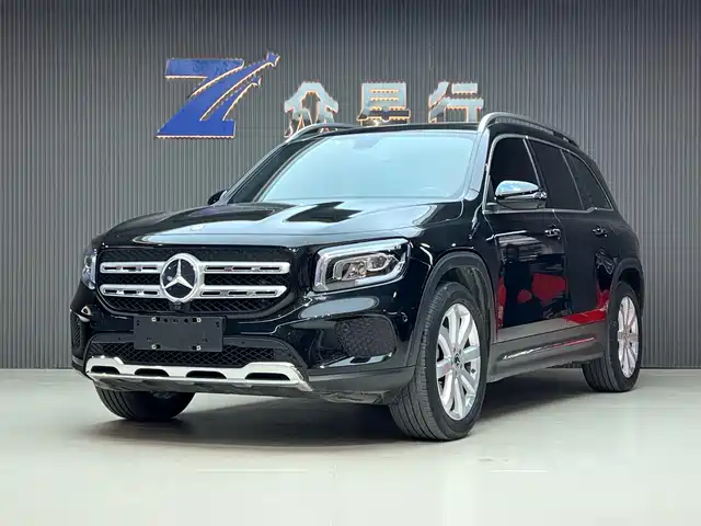MERCEDES-BENZ GLB