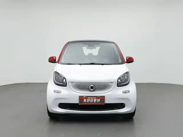 smart fortwo 2019 0.9T 66kW Hardtop Wind Edition China VI — фото 3