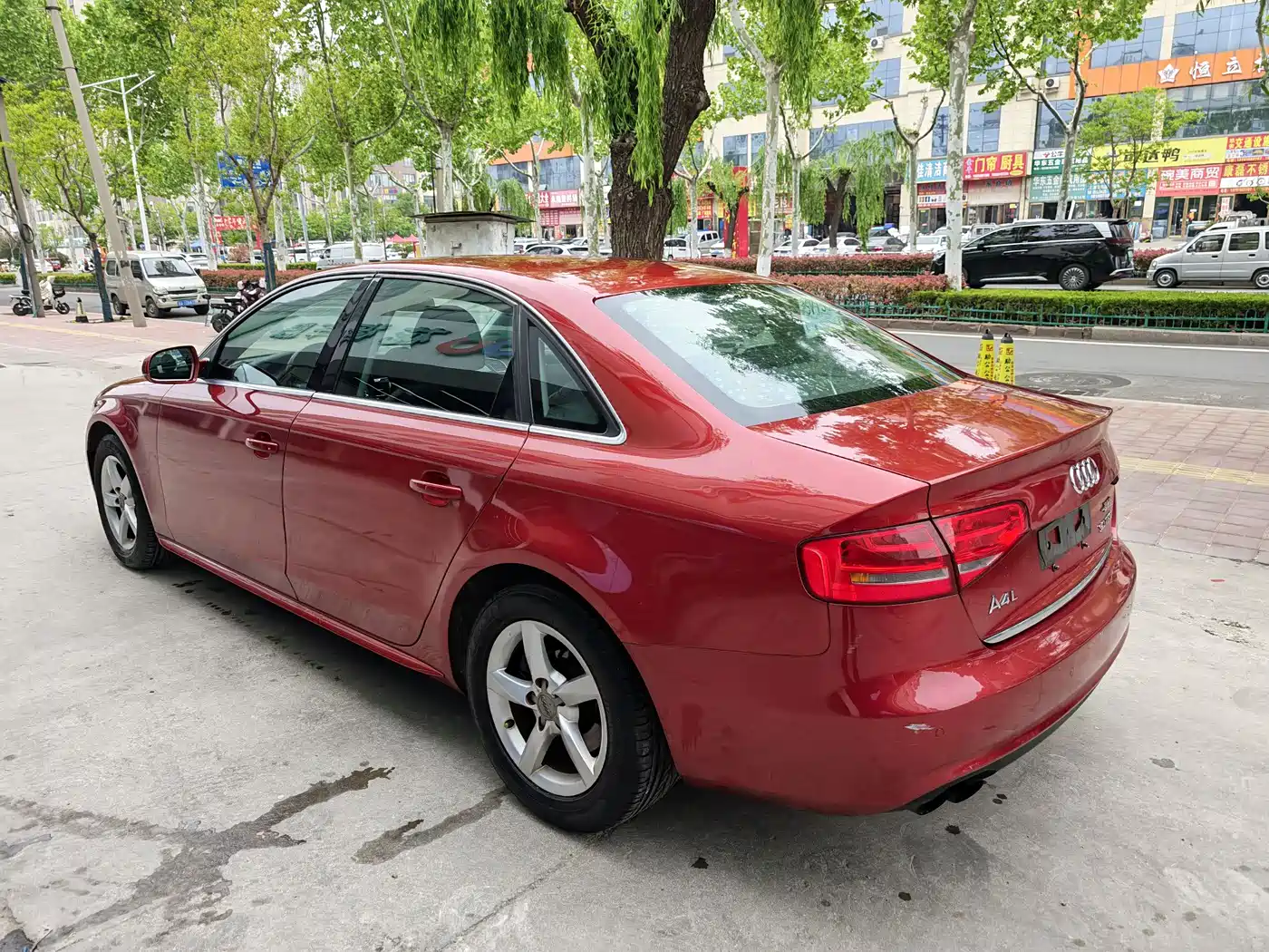 Audi A4L 2013 30 TFSI Automatic Comfort фото 7