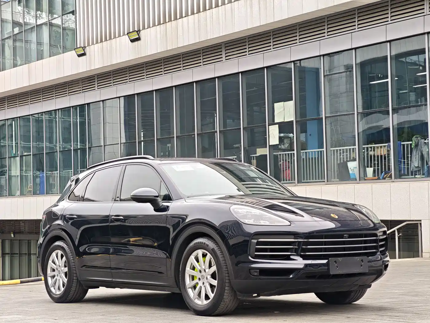 PORSCHE CAYENNE NEW ENERGY