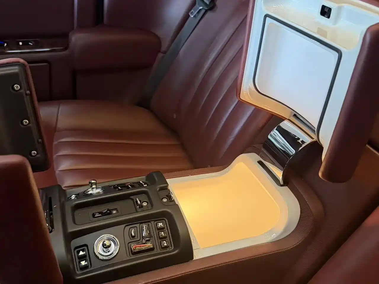 Rolls-Royce Phantom 2013 2013 6.7L Extended Wheelbase (EWB)