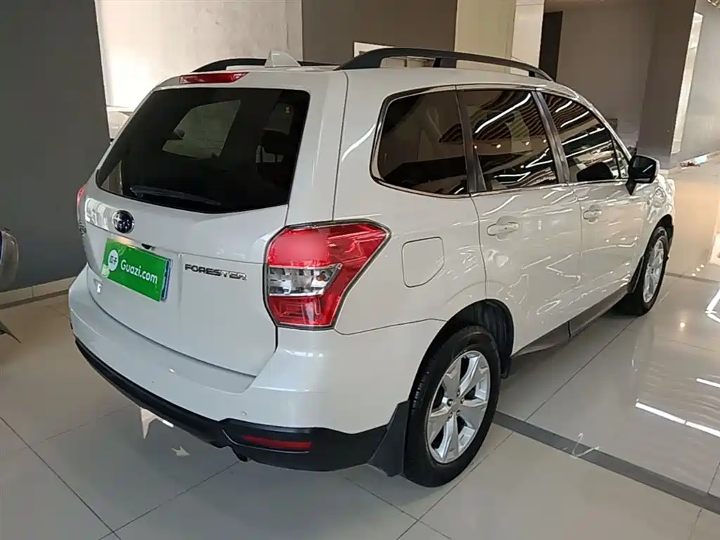 Subaru Forester 2014 2.5i Automatic Elite Edition фото 7