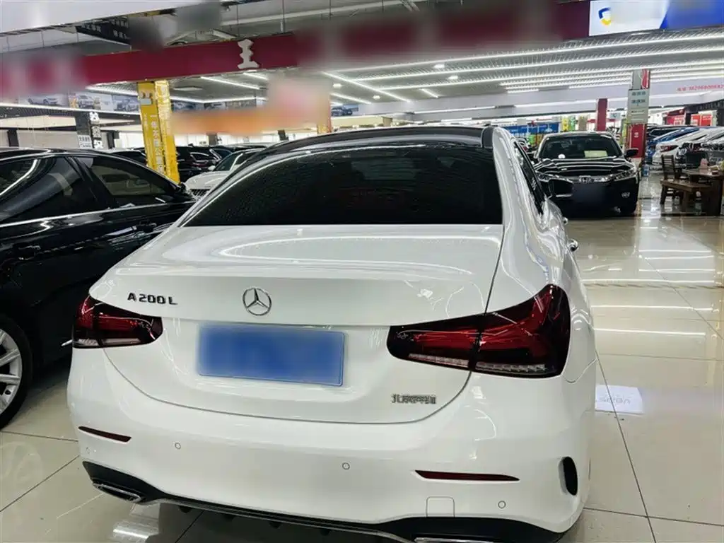 Mercedes-Benz A-Class 2022 Facelift A 200 L Sport Sedan Dynamic фото 12
