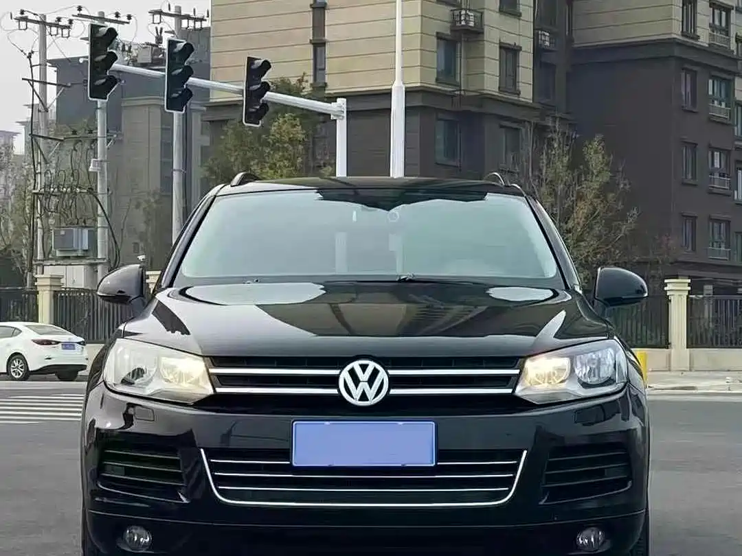Volkswagen Touareg 2014 3.0TSI New Edge Edition фото 2