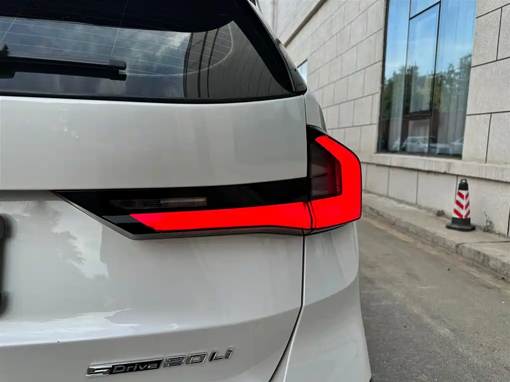 BMW X1 2023 sDrive20Li X Design Package фото 6