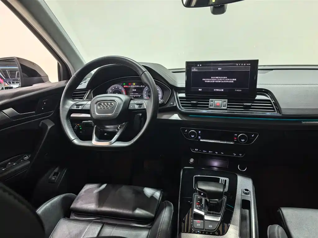 Audi Q5L 2022 40T Luxury Dynamic фото 11