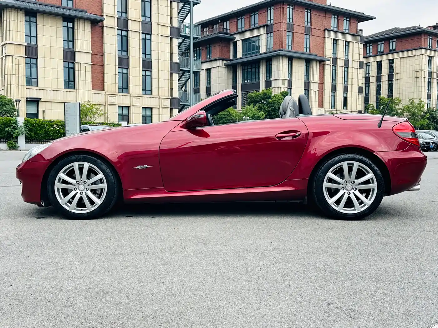 Mercedes-Benz SLK-Class 2010 Model SLK 200K фото 3