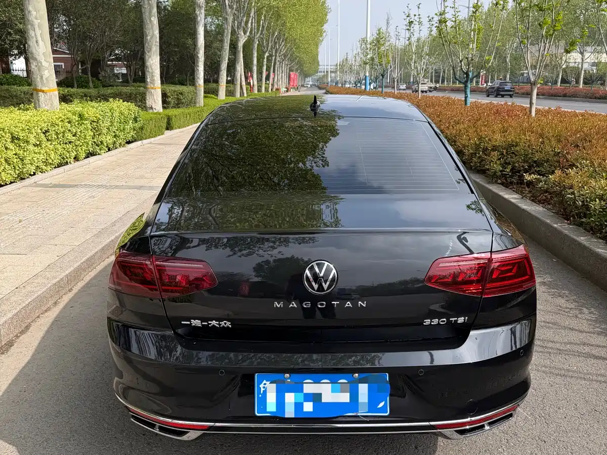 Volkswagen Magotan 2023 2 Million Units Anniversary Edition 330TSI DSG Leading Type фото 12
