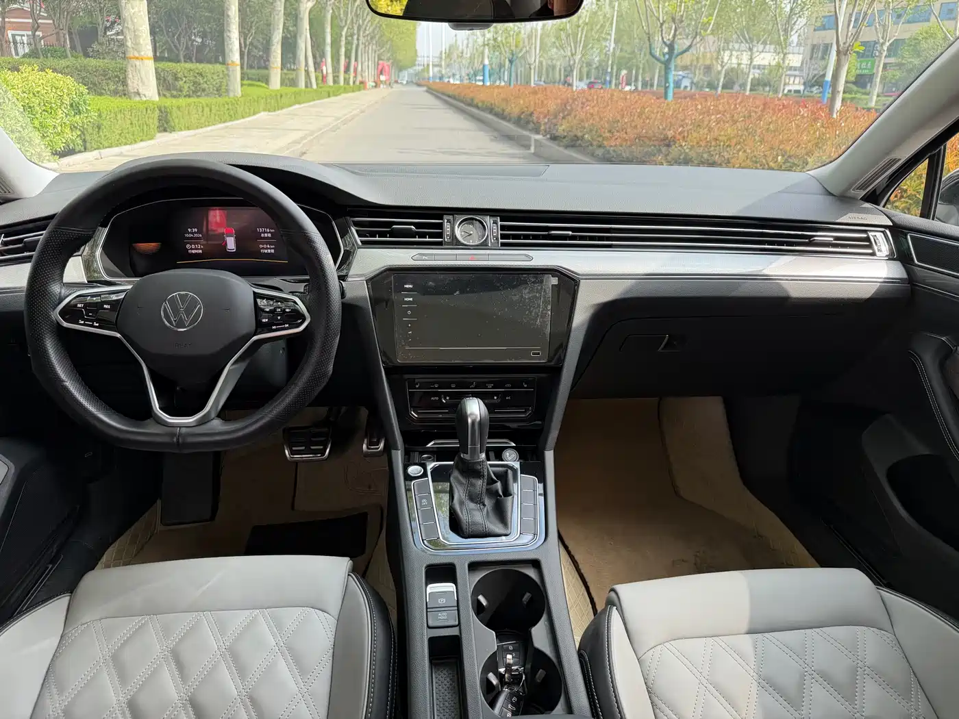 Volkswagen Magotan 2023 2 Million Units Anniversary Edition 330TSI DSG Leading Type фото 10