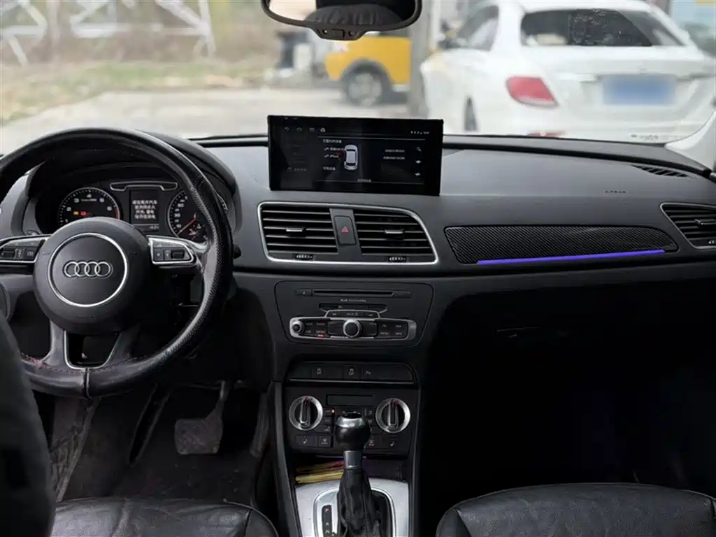 Audi Q3 2015 35 TFSI Millionth Anniversary Comfort фото 18