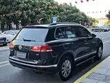 Фото 9 - Volkswagen Touareg