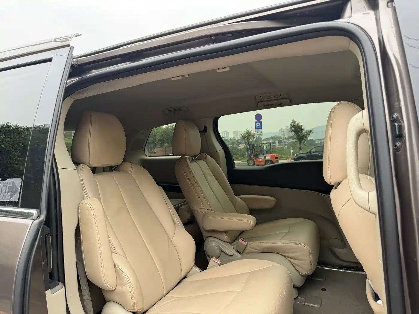 Фото 3 - Buick GL8