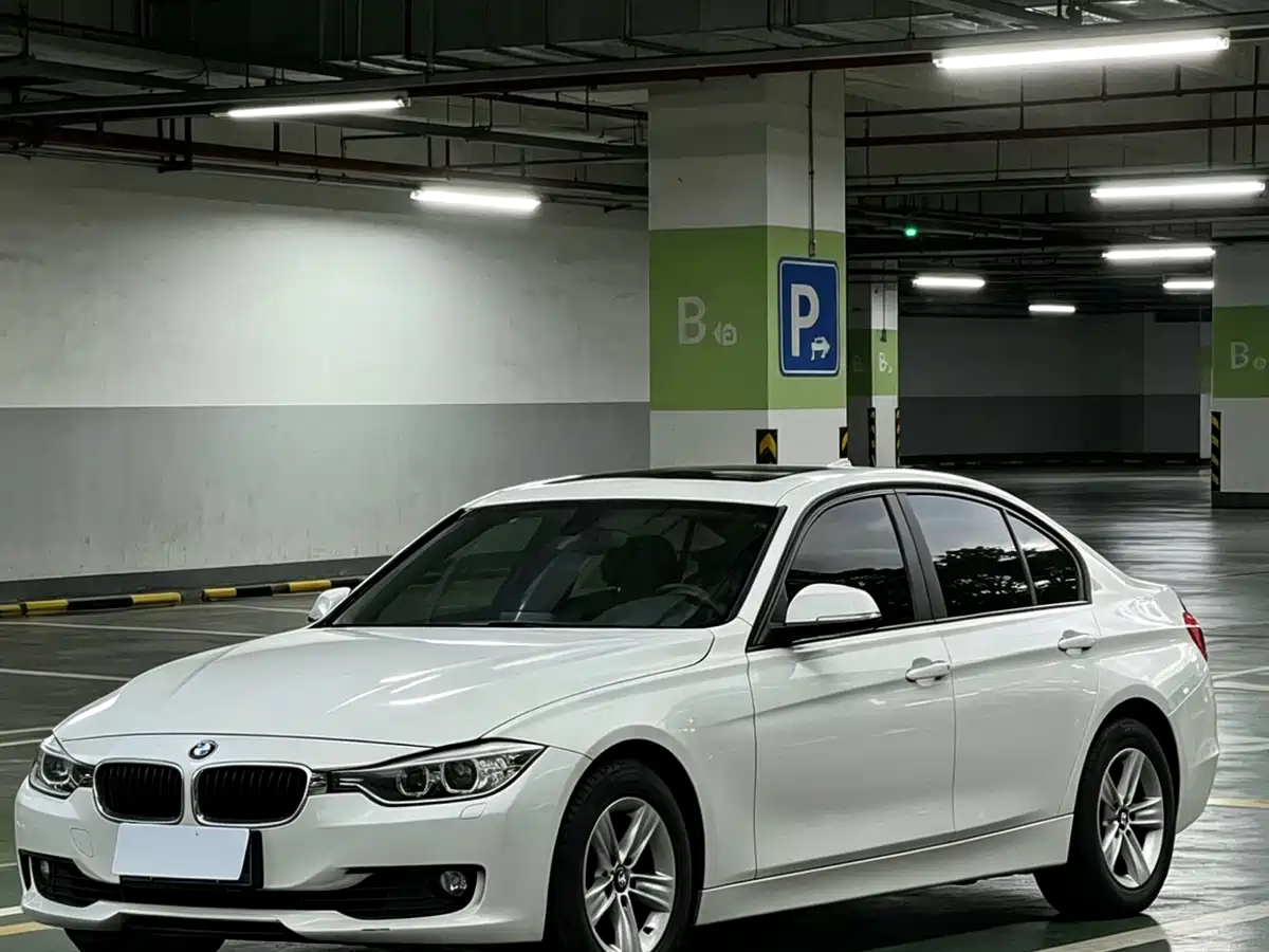 BMW 3 Series 2013 320i Fashion фото 4