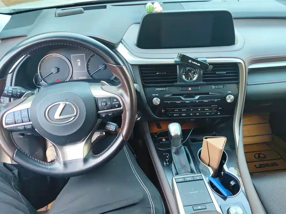 Lexus RX 2020 Facelift 300 AWD Elegance Edition фото 12
