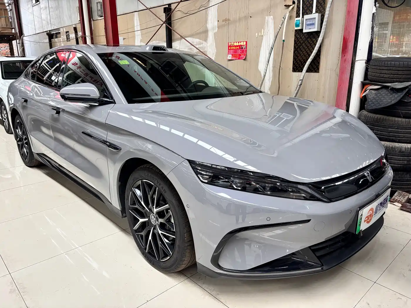 2025 BYD Han