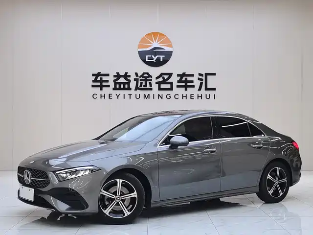 MERCEDES-BENZ CLASS A 2023